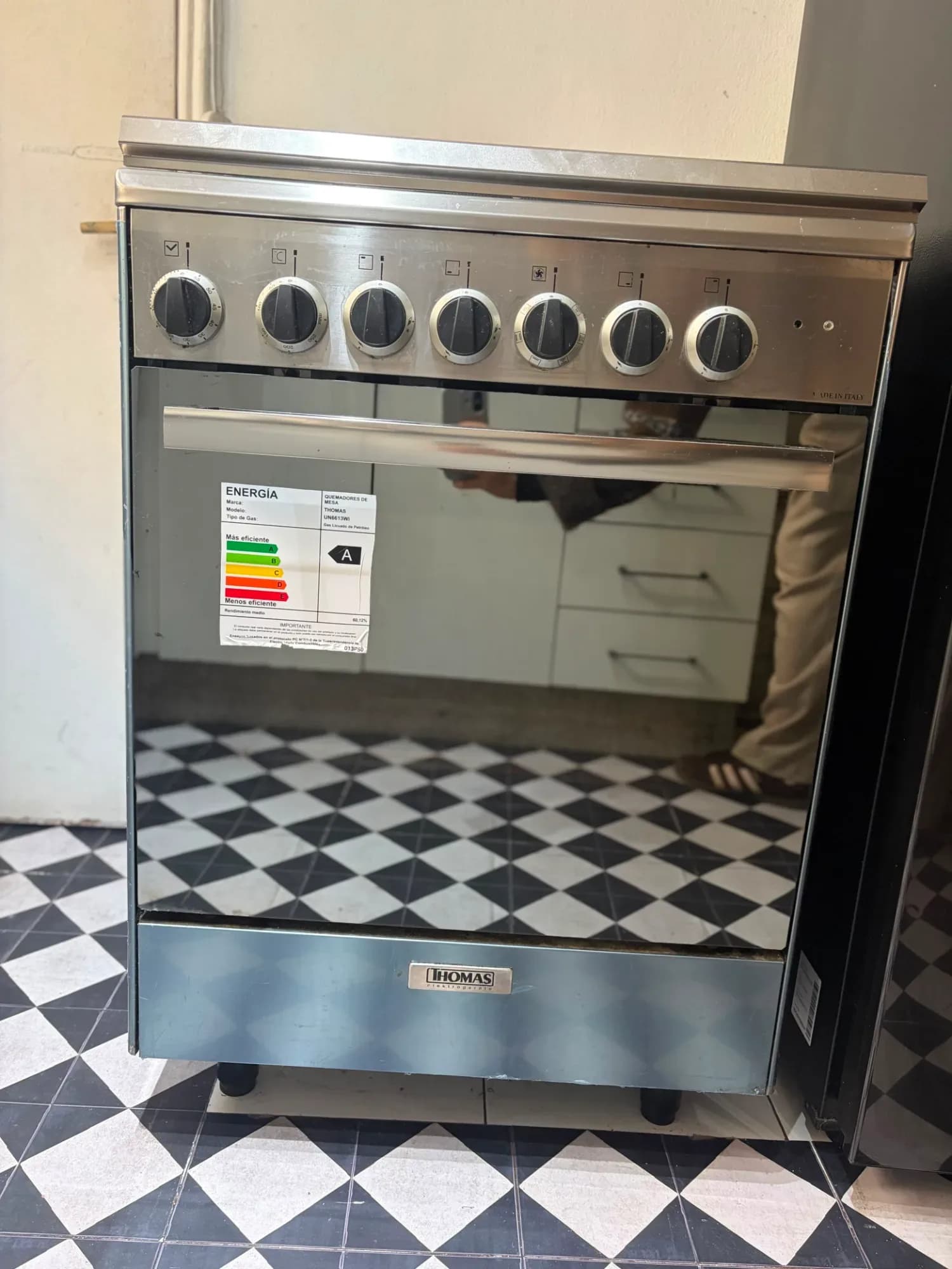 Cocina a gas Thomas.