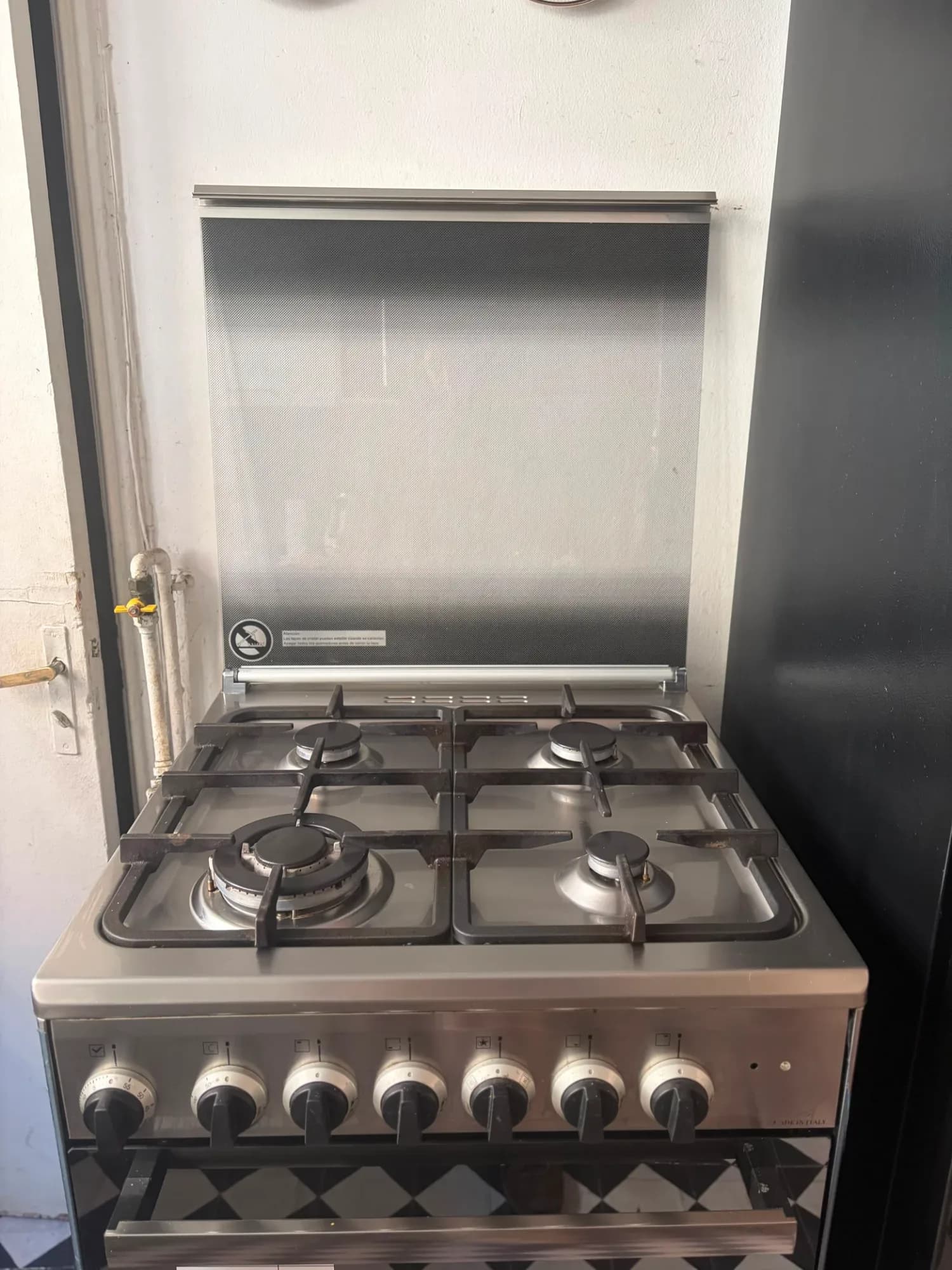 Cocina a gas Thomas.
