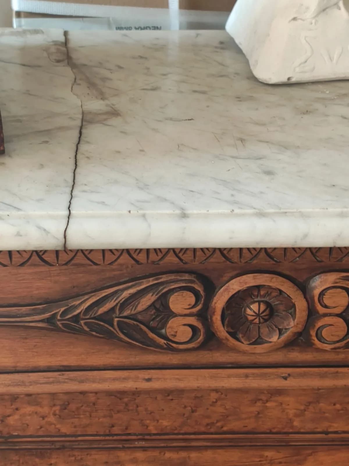 Comoda Francesa o mueble buffet.