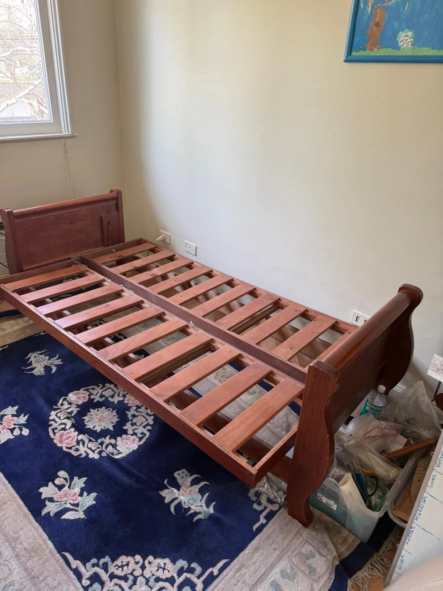 Futon estructura de madera.