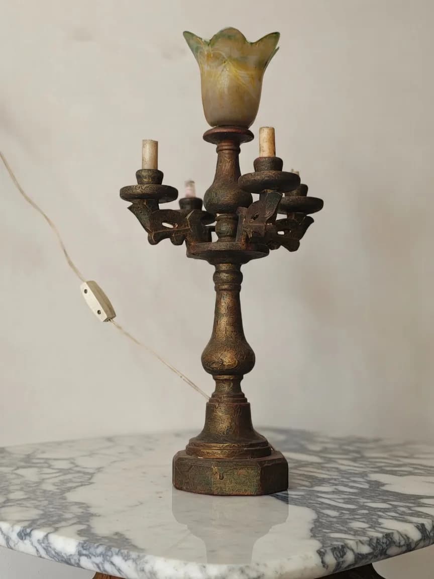 Lampara candelabro de madera torneada.